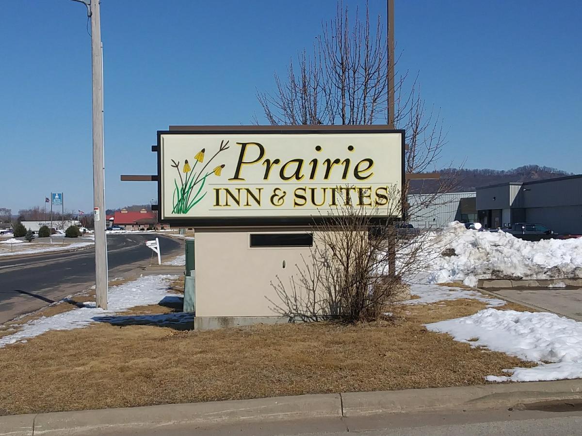 Prairie Inn & Suites Holmen Exteriér fotografie