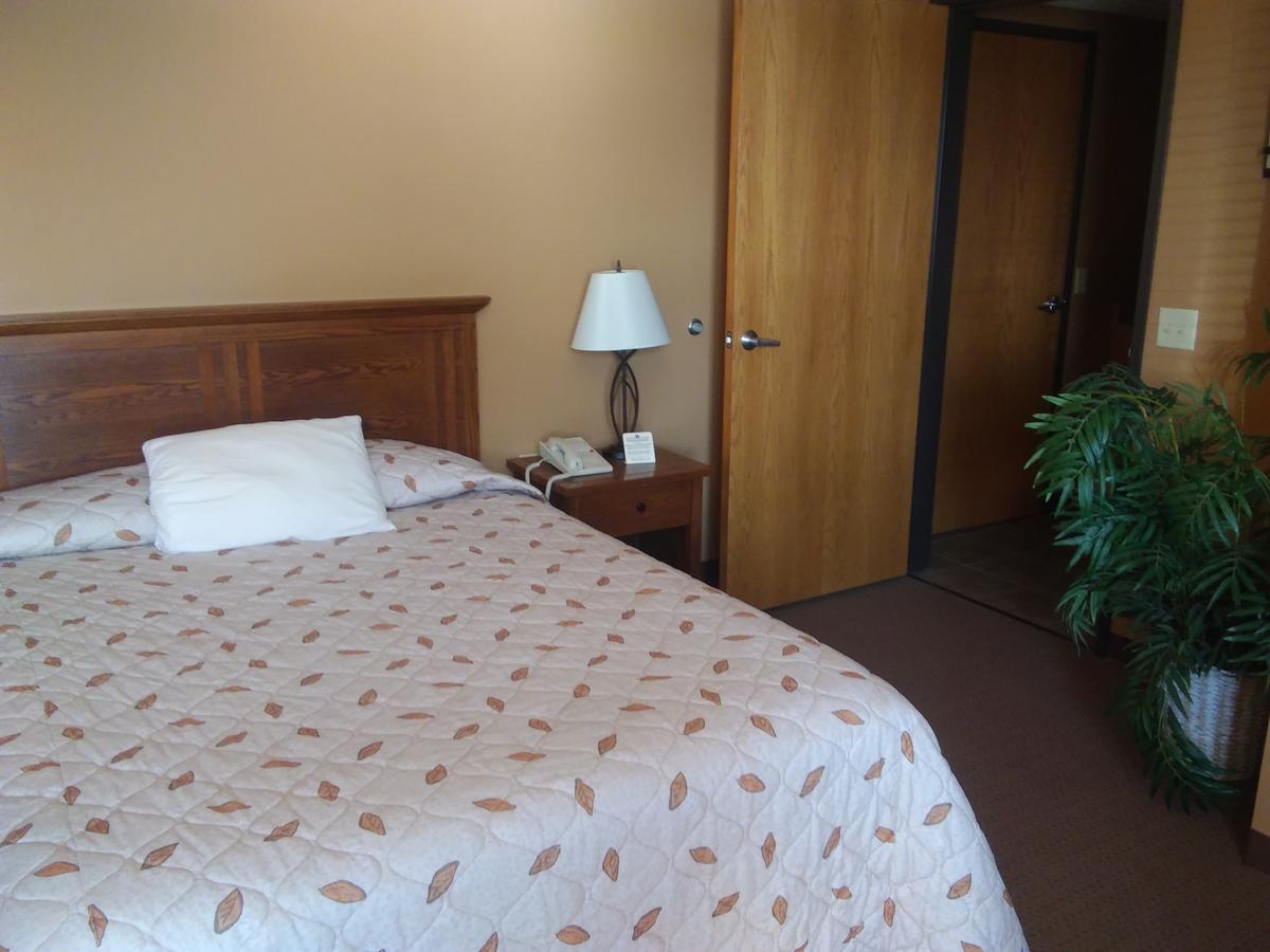 Prairie Inn & Suites Holmen Exteriér fotografie